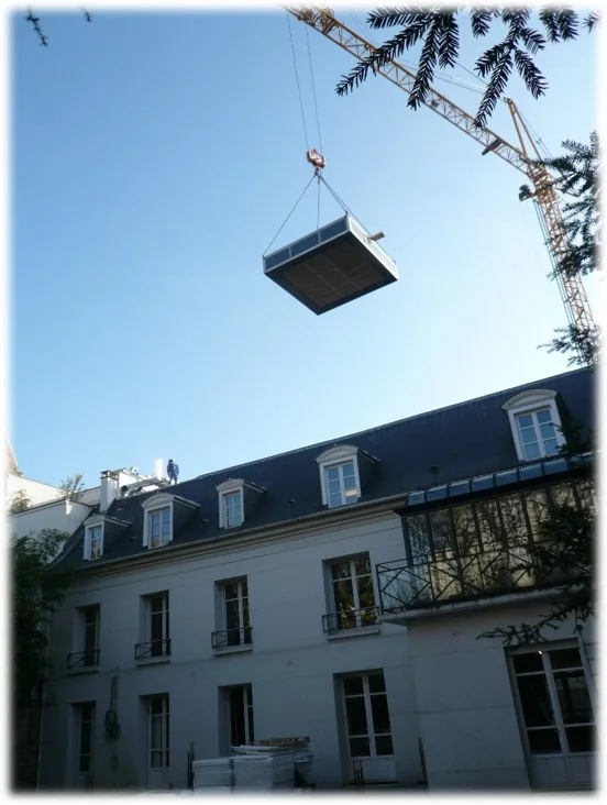Bassin puits de lumière et piscine intérieure